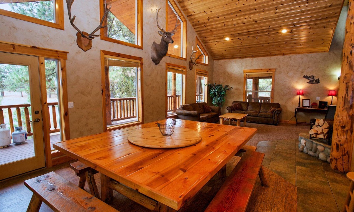 Cascade House | Cascade Multi-Family Cabin - 1 Block to Lake Cascade and Golf Course - Game room