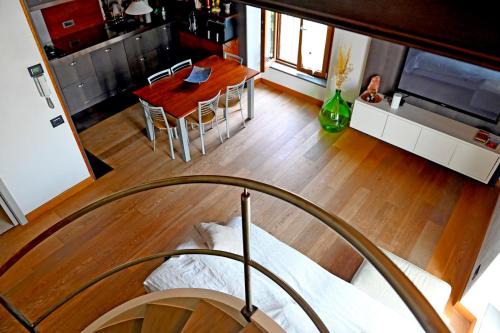 Caslino d'Erba House | Cascina di Charme Relax tra Lago di Como e Bellagio con Parcheggio incluso