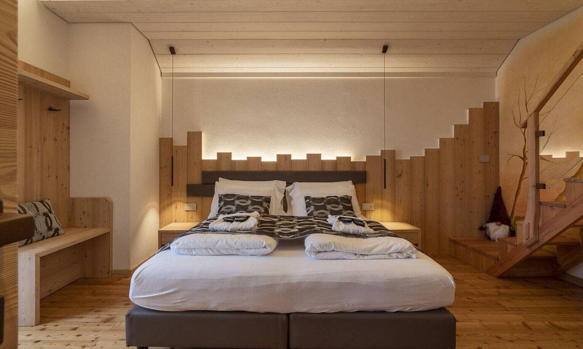 San Martino D'Alpago Ski Chalet | Casera Moda Luxury Chalet with sauna