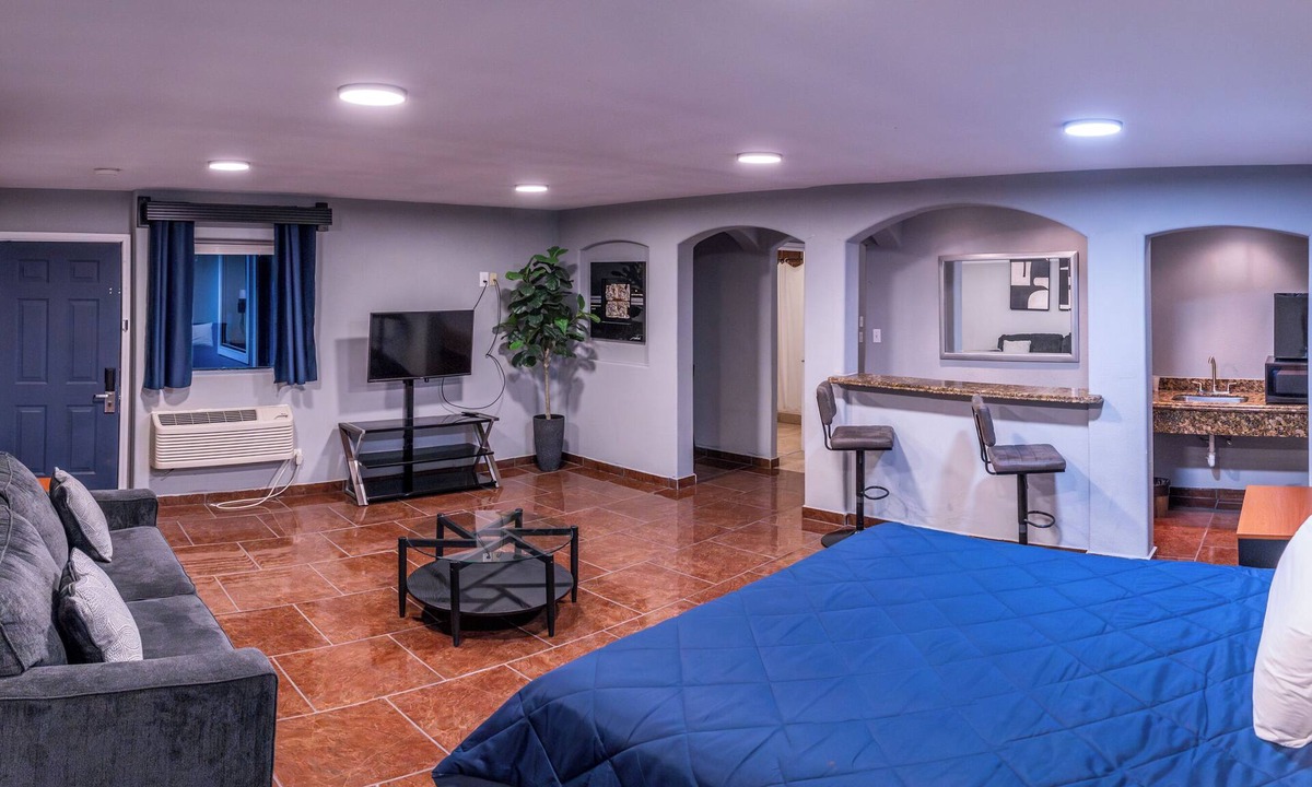 Eagle Pass Hotel | Casino Hotel