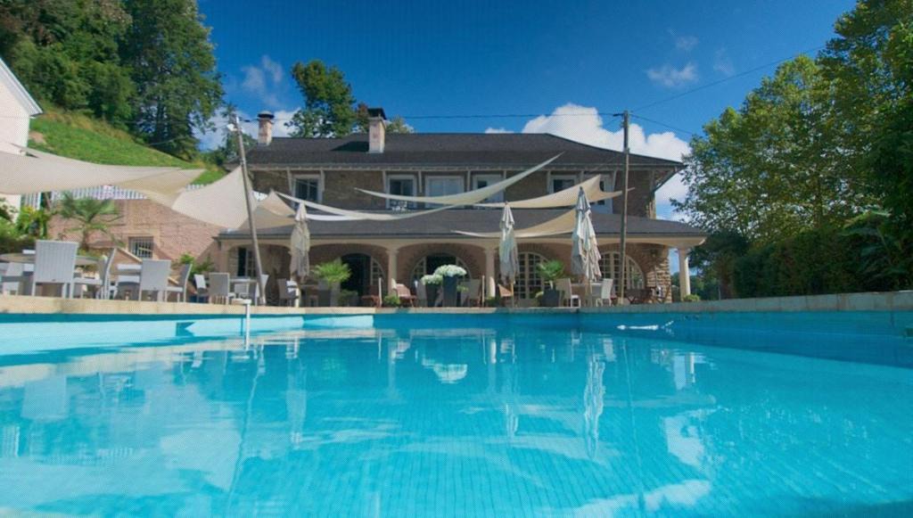 Jurancon Hotel | Castel du Pont d Oly