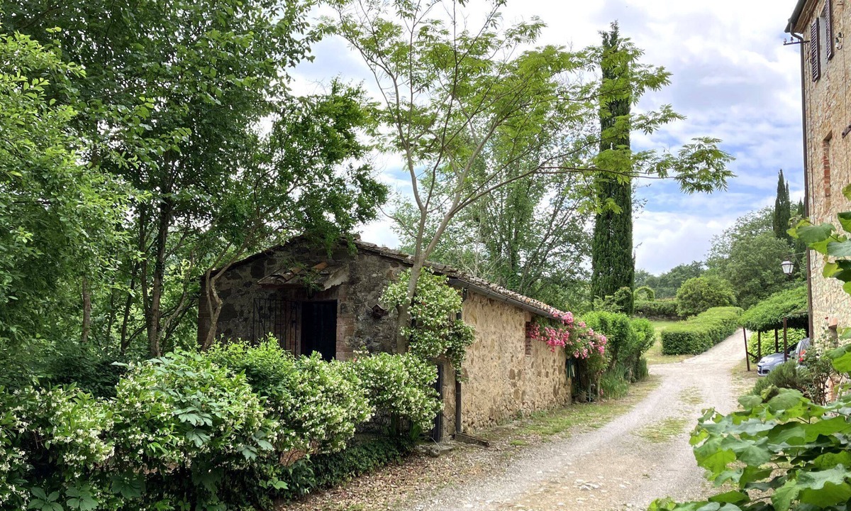 Castelnuovo Berardenga Cottage | Castello di Montalto - La Voliera