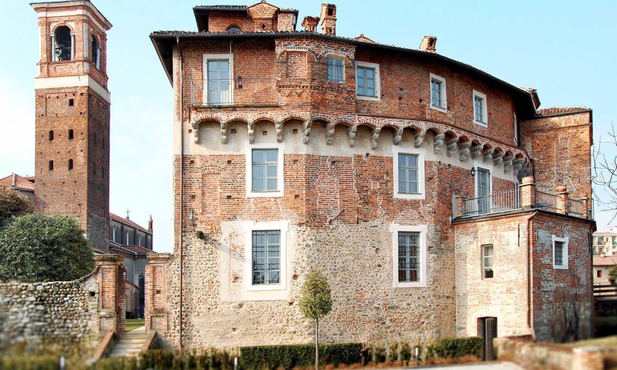 Sandigliano House | Castello La Rocchetta