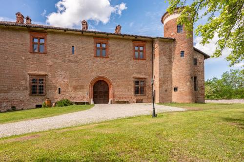 Arignano House | Castello Quattro Torri