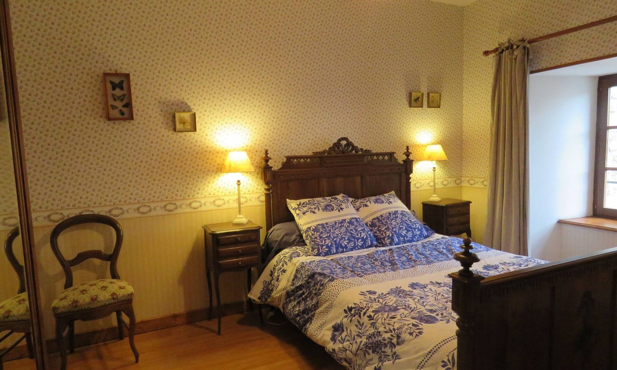 Saint-Bonnet-le-Chastel Other | Castle for 19 people. Auvergne Puy de Dome