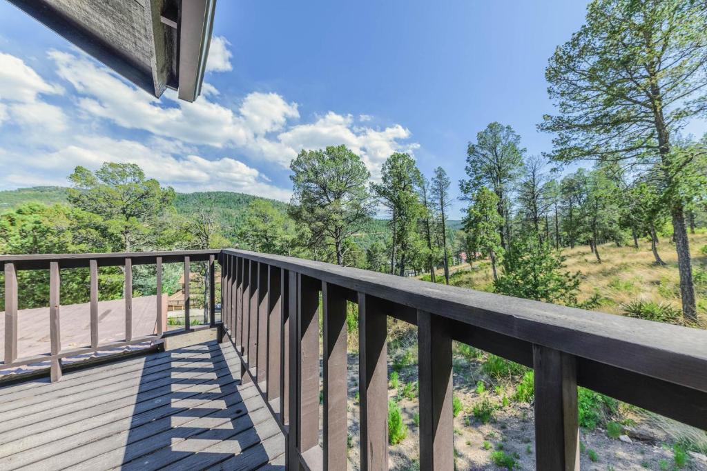 Ruidoso House | Castle House