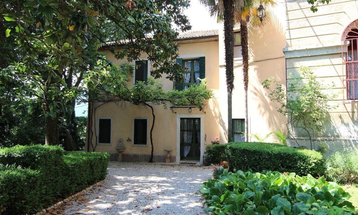 Romano d'Ezzelino Other | Castle in Veneto with Garden & History