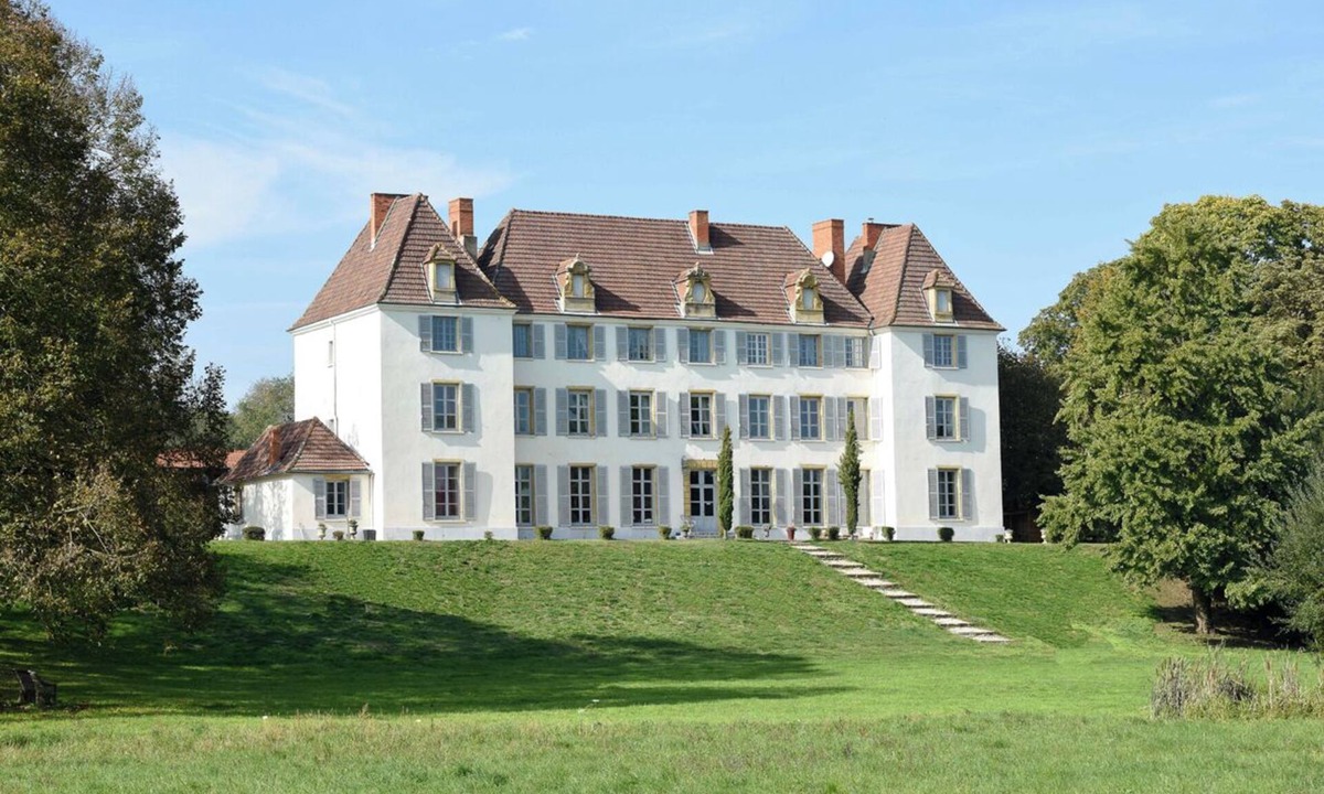 Roanne House | Castle with accommodation for 15 people New Year's Eve