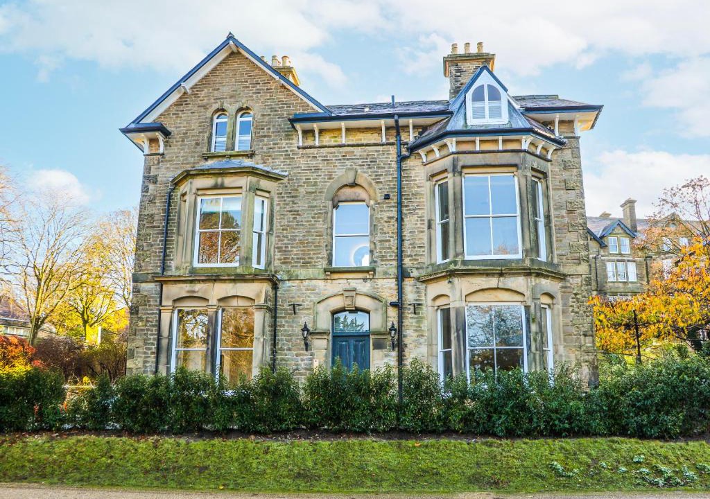 Buxton Apartment | Castleton Suite
