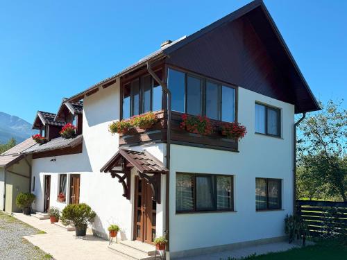 Borsa House | Casuta Fulgu - sa te simti ca acasa!