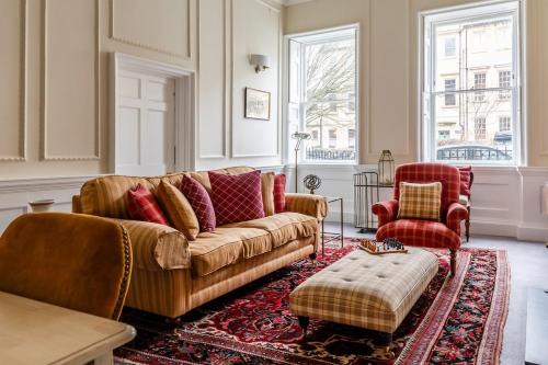 Upper Town Apartment | Catharine Place - Elegant Central 1-Bed Gem with Private Garden