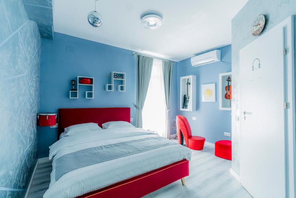 Oradea House | Catharsis House - self check in and self checkout