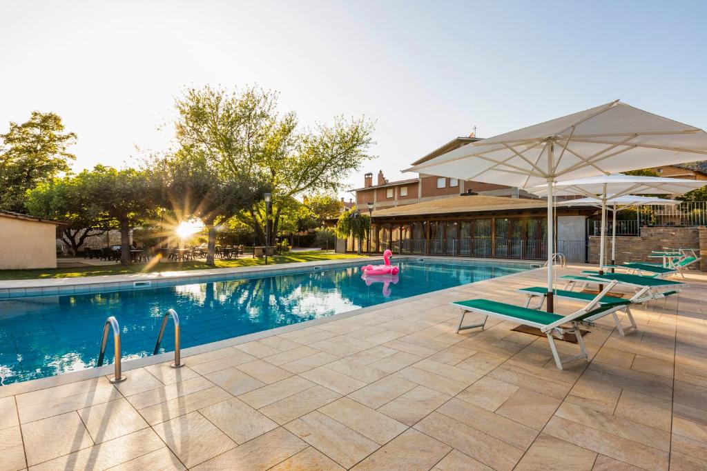 Padule Hotel | Catignano Hotel