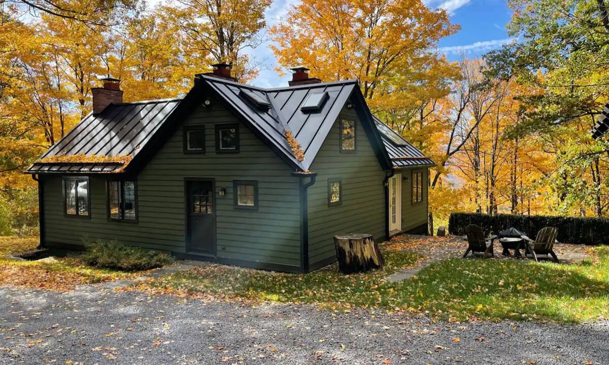 Town of Broome House | Catskill Mountain Cabin: Valley Views/16 Skylights