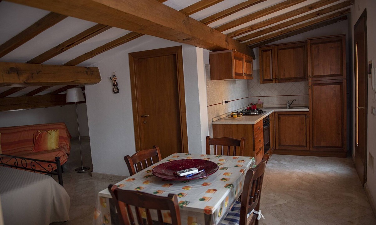 San Vincenzo House | Cav Costa degli Etruschi