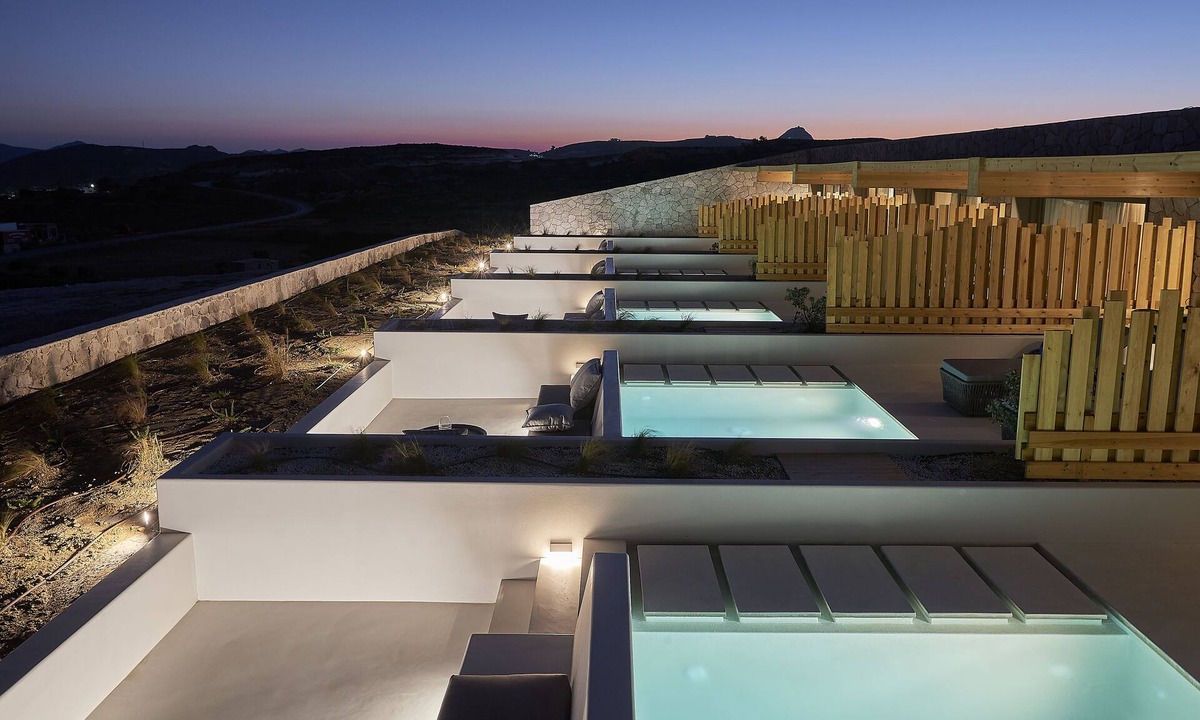 Milos Hotel | Cave Suites