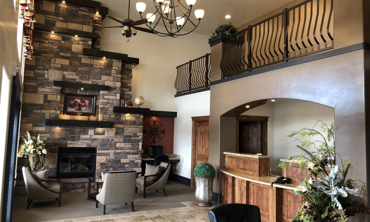Roosevelt Hotel | CB&M Executive Suites