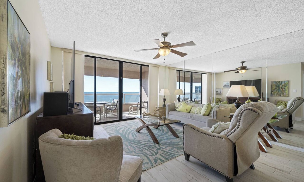 Sand Key Condo | 🌞CBC 1-14B - Beach front, balcony, pool, gym & pickleball!