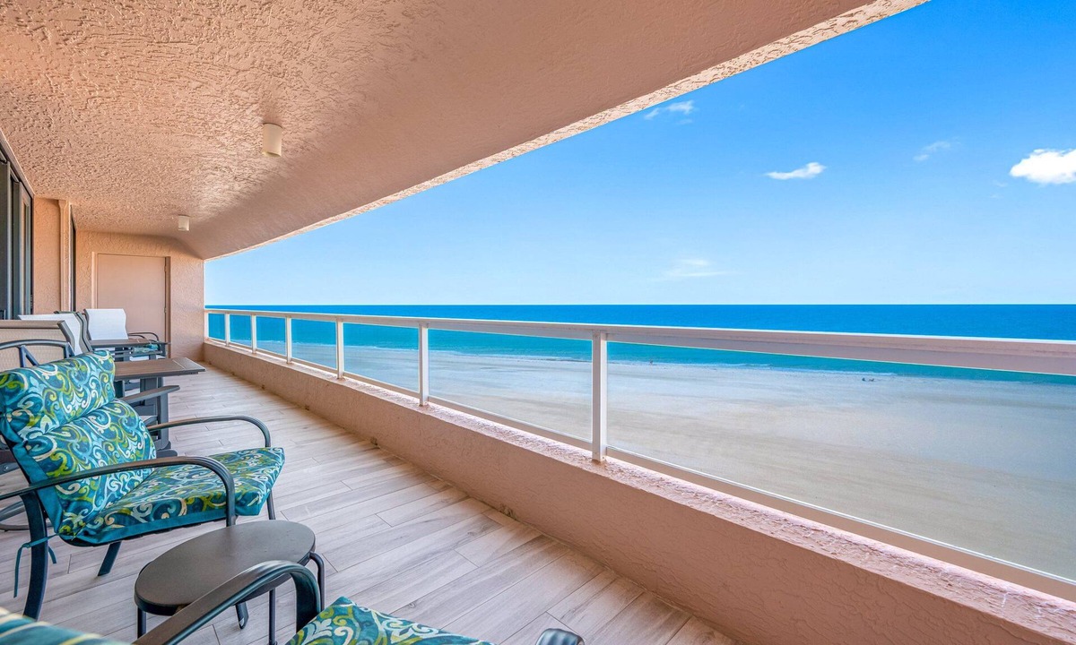 Sand Key Condo | 🌊 CBC 2-7F | Beachfront Bliss w/Gulf Views | 2BR Condo in Clearwater Beach 🌴