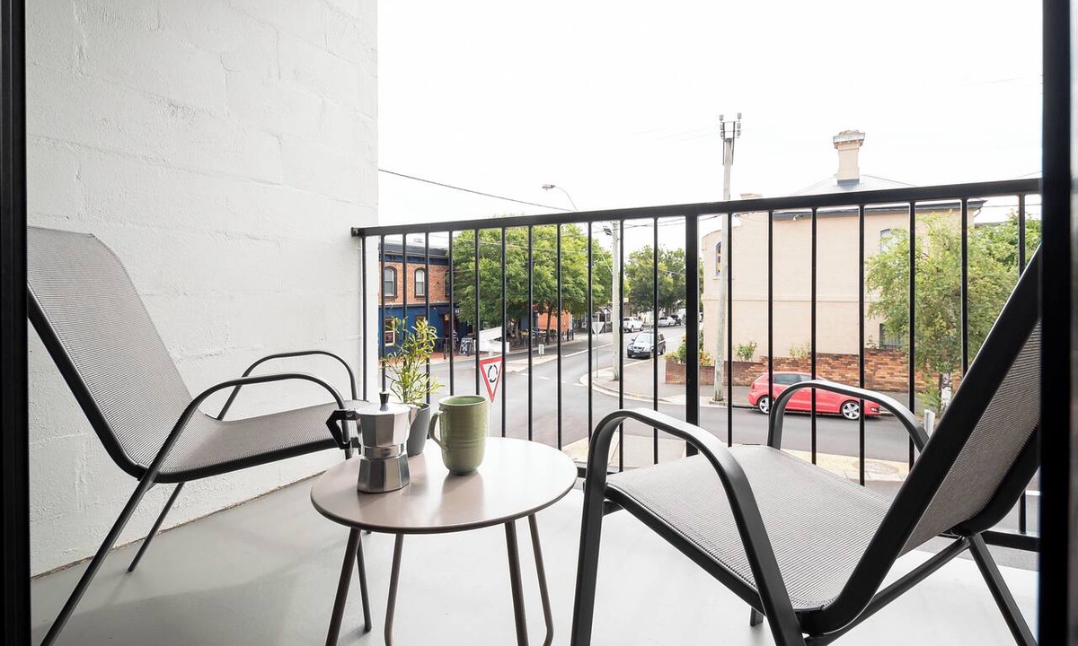 Launceston CBD Apartment | CBD Central Hub | Parking & WiFi