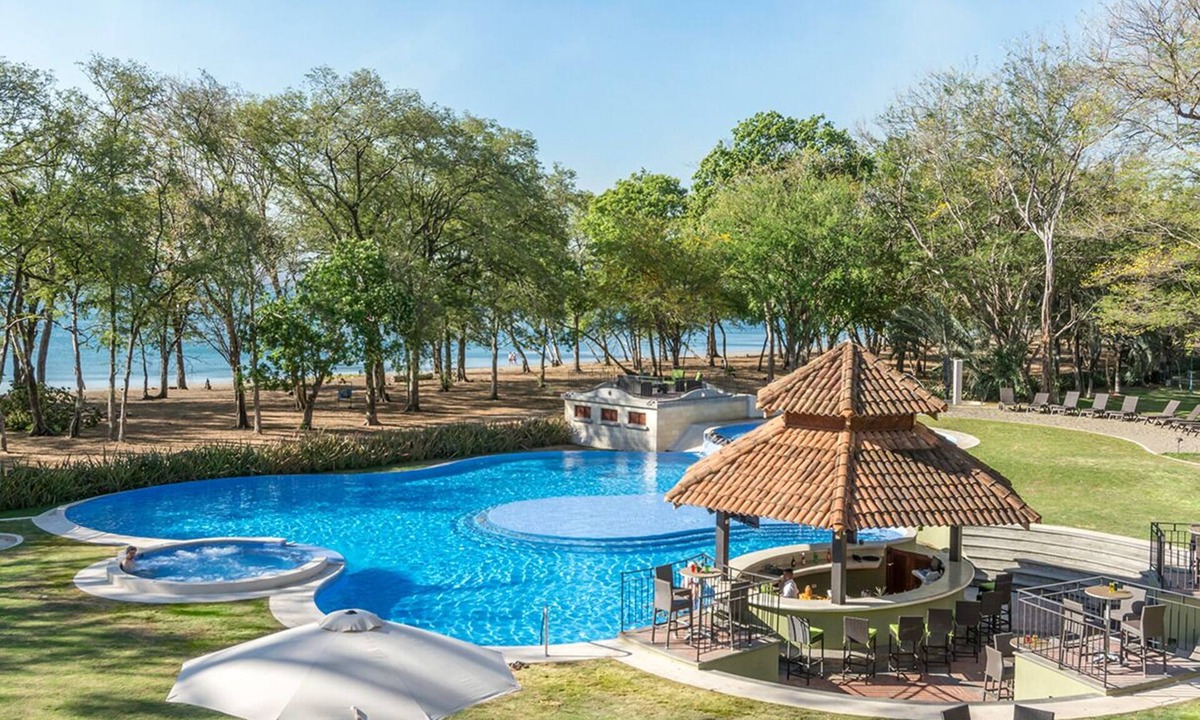Panama Beach Hotel | CC Beach Front Papagayo All Inclusive