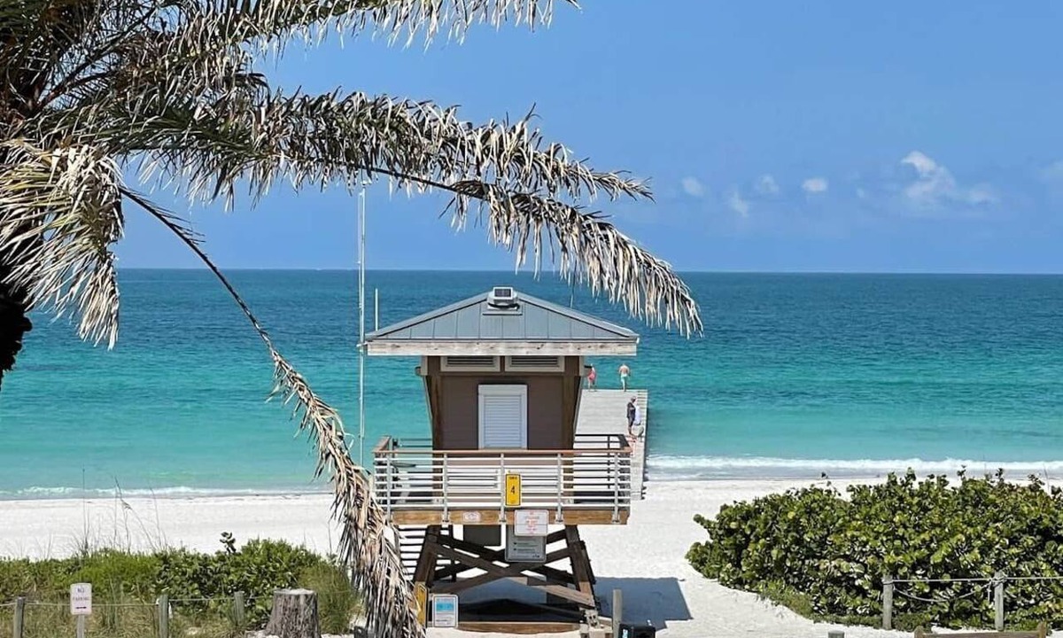Trailer Estates Apartment | CD Shorewalk -Pool, Tennis, Pickle ball, near Beaches Anna Maria Island and IMG