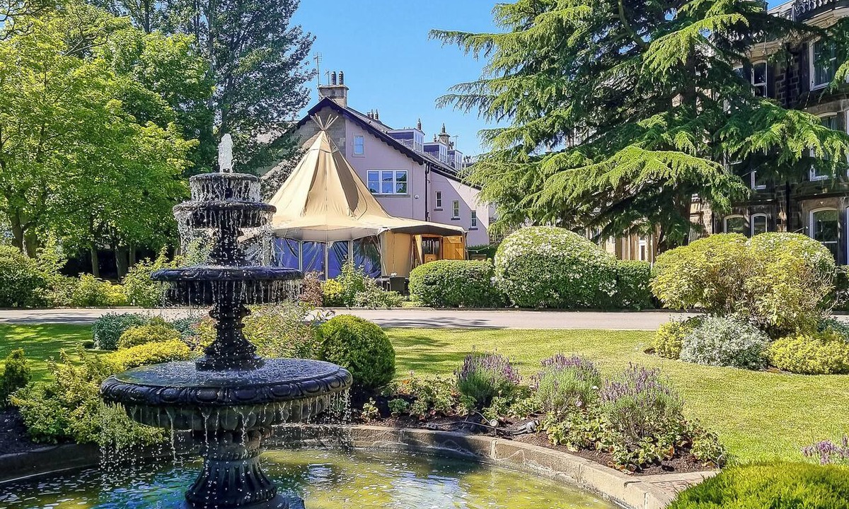 Harrogate Hotel | Cedar Court Harrogate