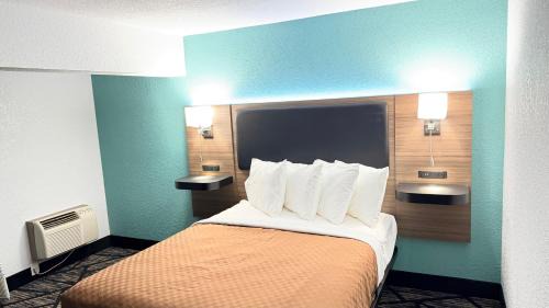 St Ignace Bed & Breakfast | Cedar Hill Lodge