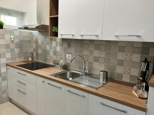 Santa Maria del Cedro Apartment | Cedar Home