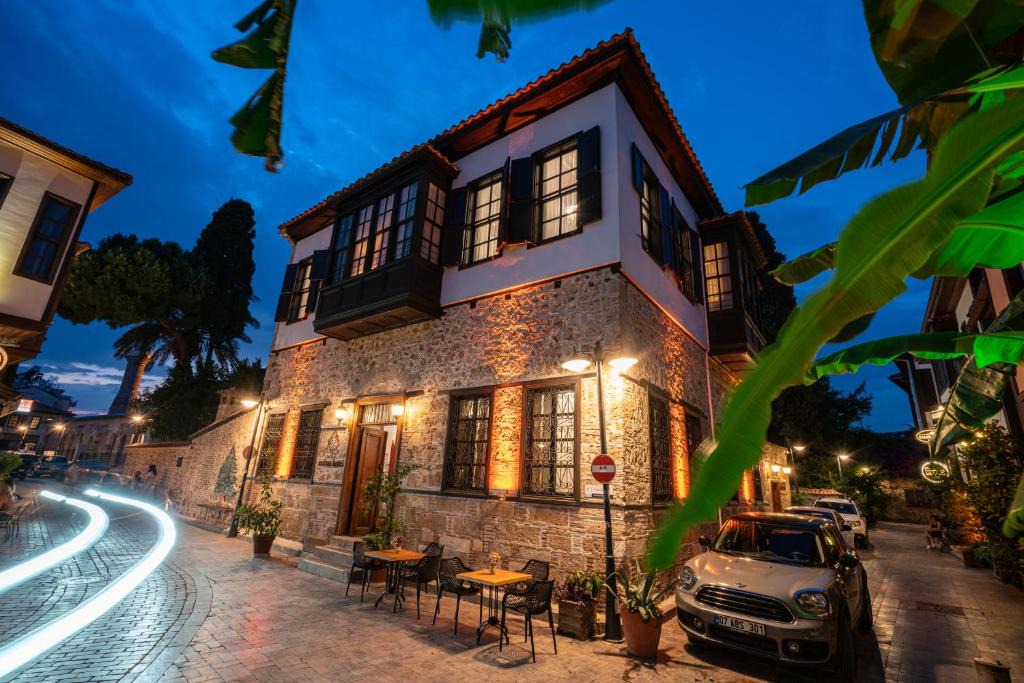 Kaleici Hotel | Cedrus Hotel