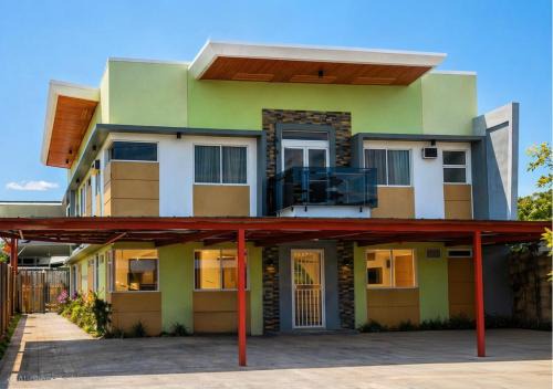 Cabatuan Hostel | CELCOR PENSION HOUSE