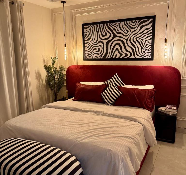 Lahore Apartment | Celeste Suites - 1BR Self Checkin - Pool - Gulberg Lahore
