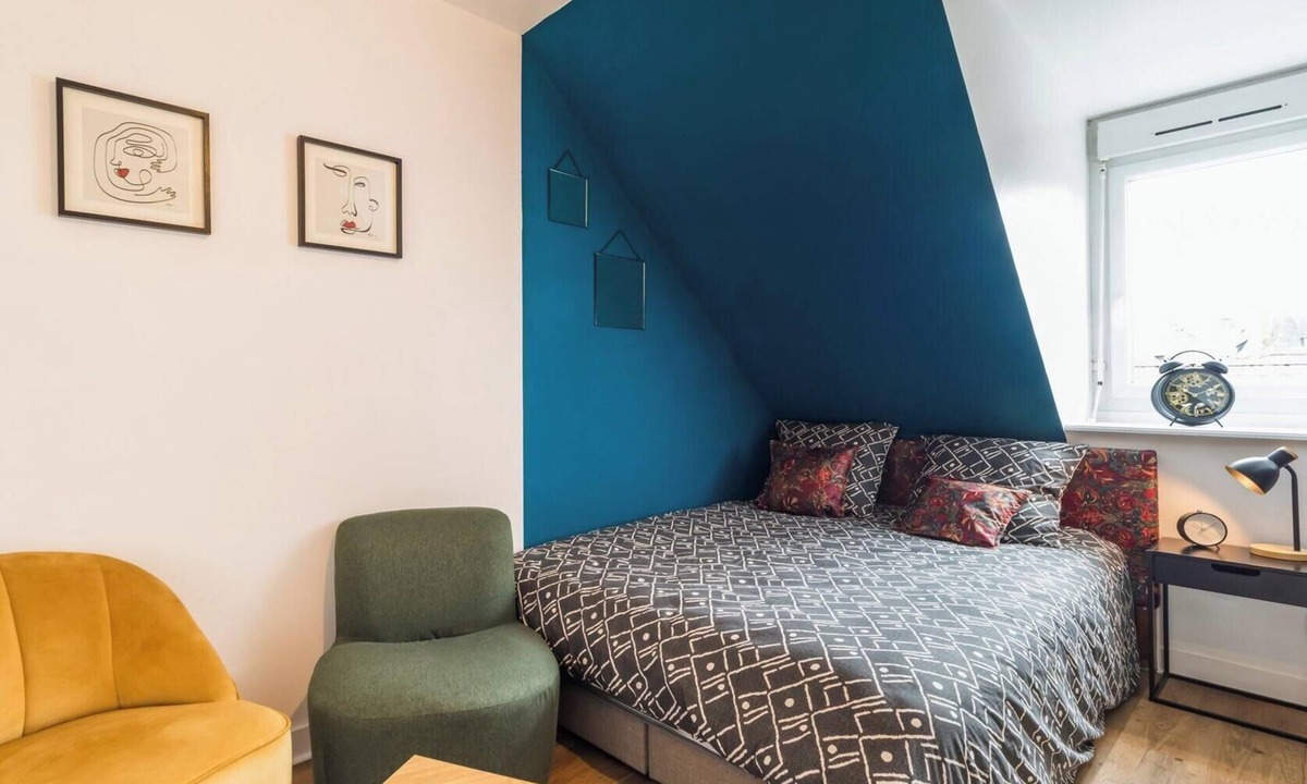 Guingamp Apartment | Central and charming studio, Guingamp center