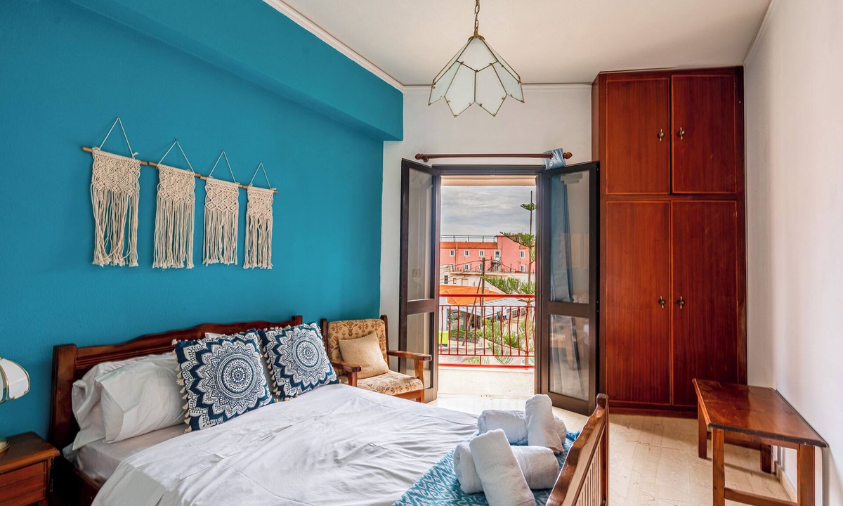 Poros Apartment | Central Apartment for 4