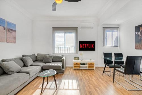 Gandia Apartment | Central Apartment 2 bedrooms Netflix WIFI
