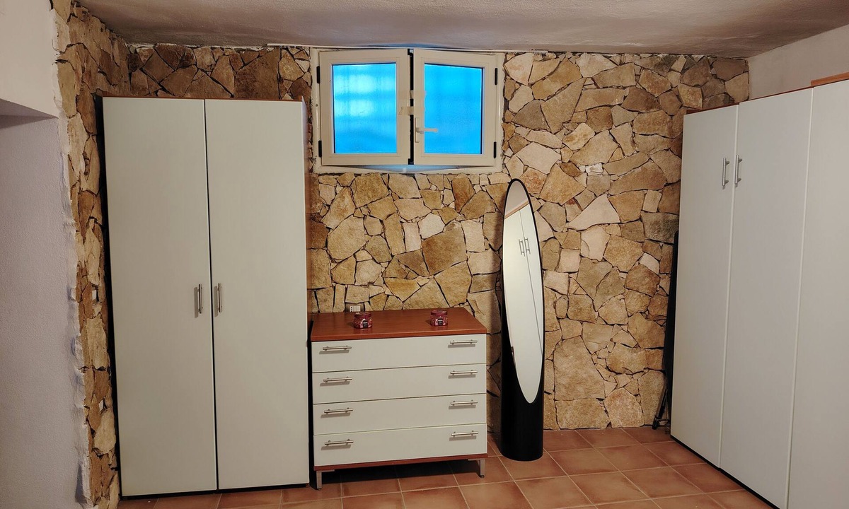 Buggerru House | Central Apartment Buggerru - On the Wave of Buggerru- 8 min Beach