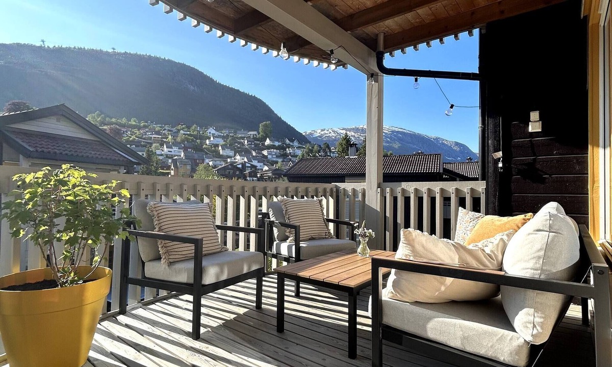 Voss Apartment | Central Apartment with a View