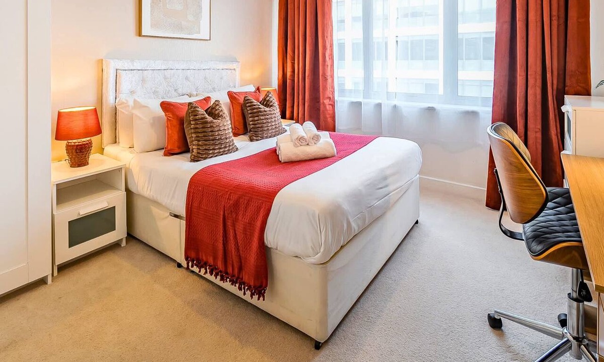 Basingstoke Apartment | Central Basingstoke| Festival Place| Near Train