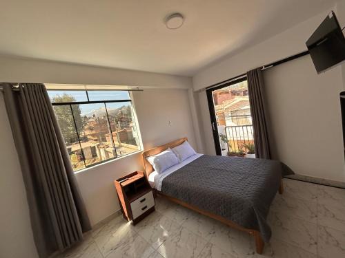 Independencia House | Central Climbing Hostel