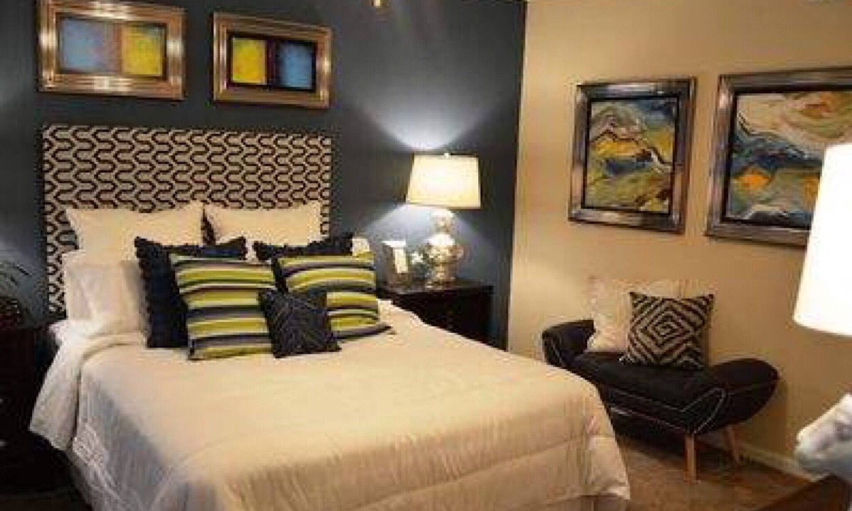 Greater Fondren Southwest Condo | Central Condo Easy Access to Sugar Land Galleria Med Ctr