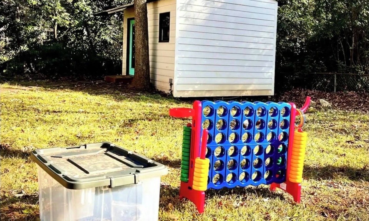 Sylvan Hills Apartment | Central Cozy Studio 11 Minutes From Downtown For Single, Couple, or A Child