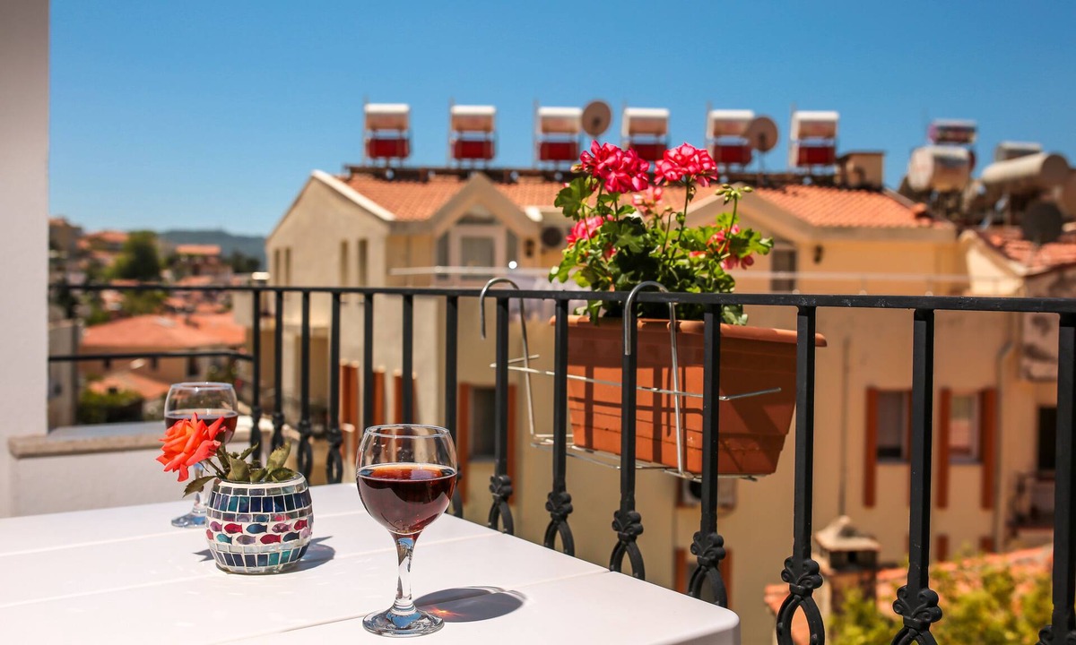 Kas Apartment | central flat in town square