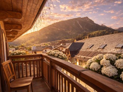 Moena Hotel | Central Heritage Adults Only