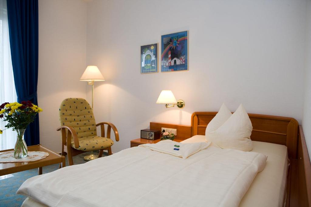 Eppelborn Hotel | Central Inn Hotel garni