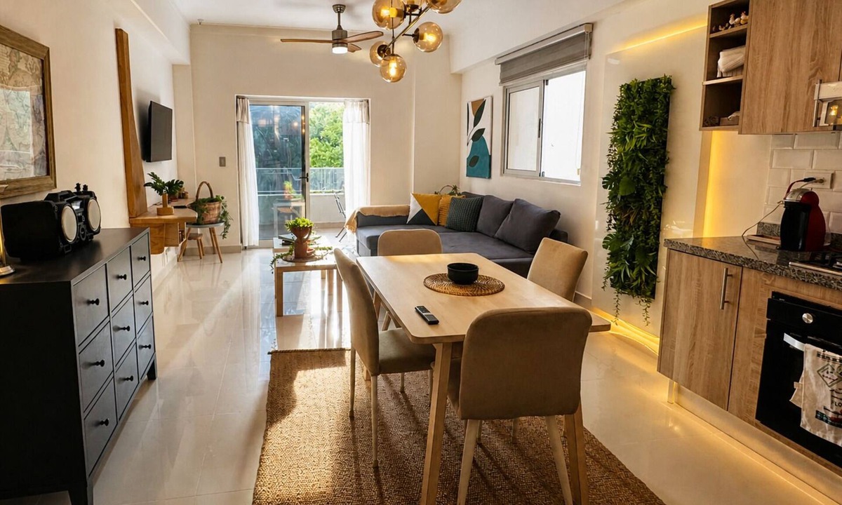 Ciudad Universitaria Apartment | Central location Close to Ocean King Bed