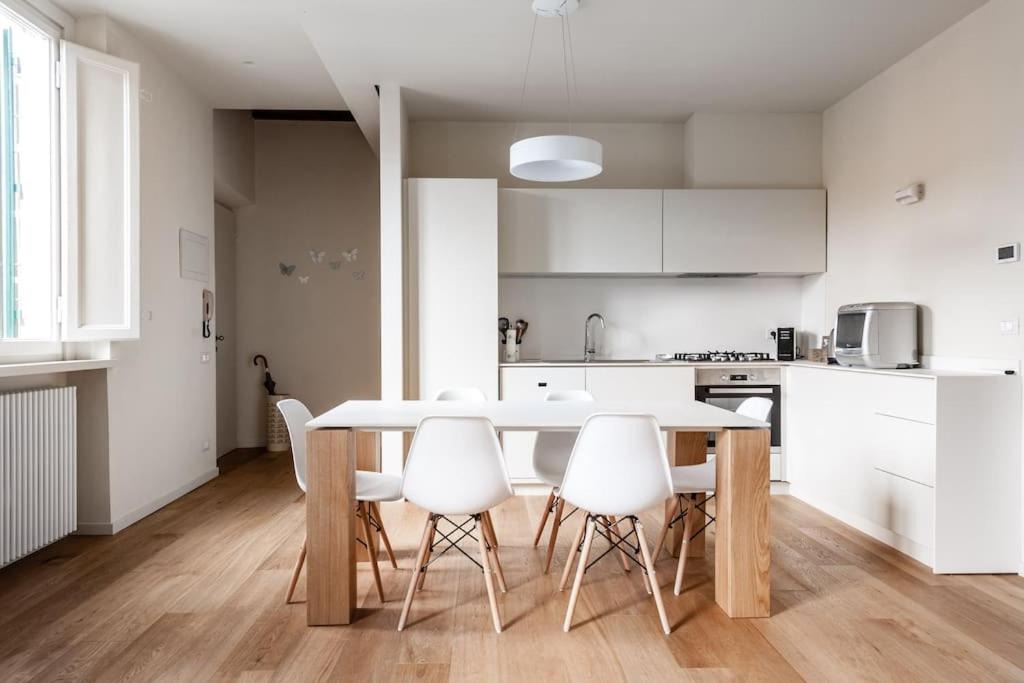 Lucca Historical Center Apartment | Central Loft Lucca -A 2 Passi Dal Duomo-