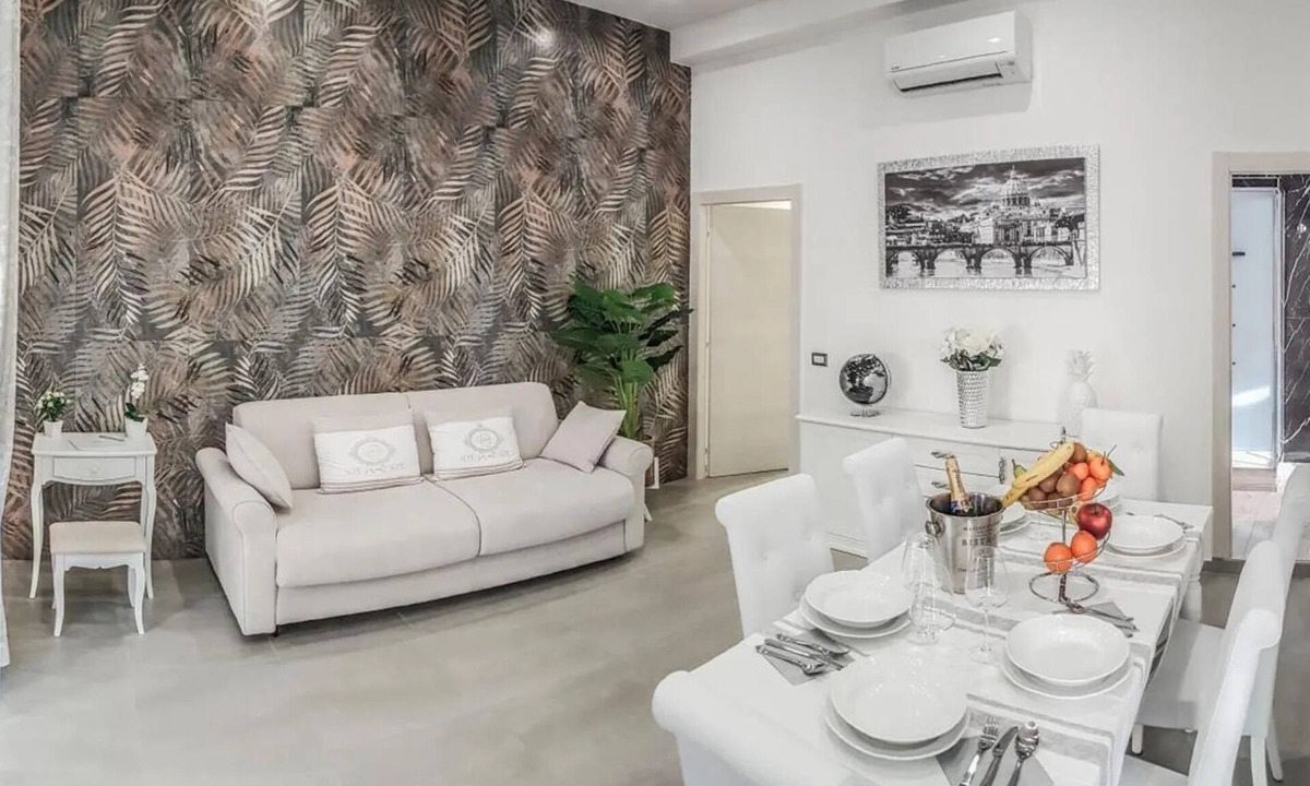 Quartiere XXXIII Lido di Ostia Ponente Apartment | Central Luxury Apartment