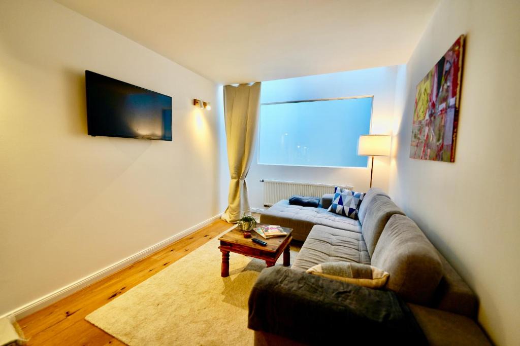 Altstadt-Nord Apartment | Central Maisonette Loft near Cologne Cathedral
