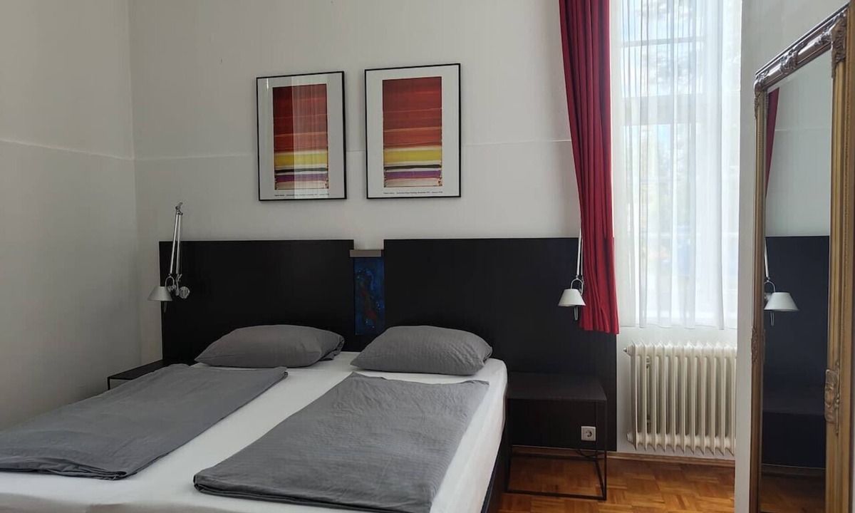 Petershausen-West Apartment | Central One-Bedroom Apartment in Konstanz