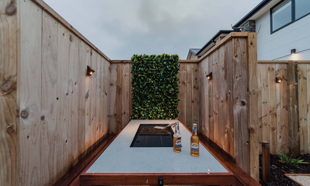 Riccarton House | Central Park Hideout